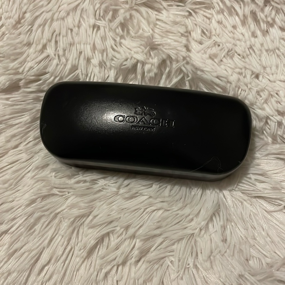 Add On for 💲5️⃣ - Coach Hard Sunglasses case (#1)